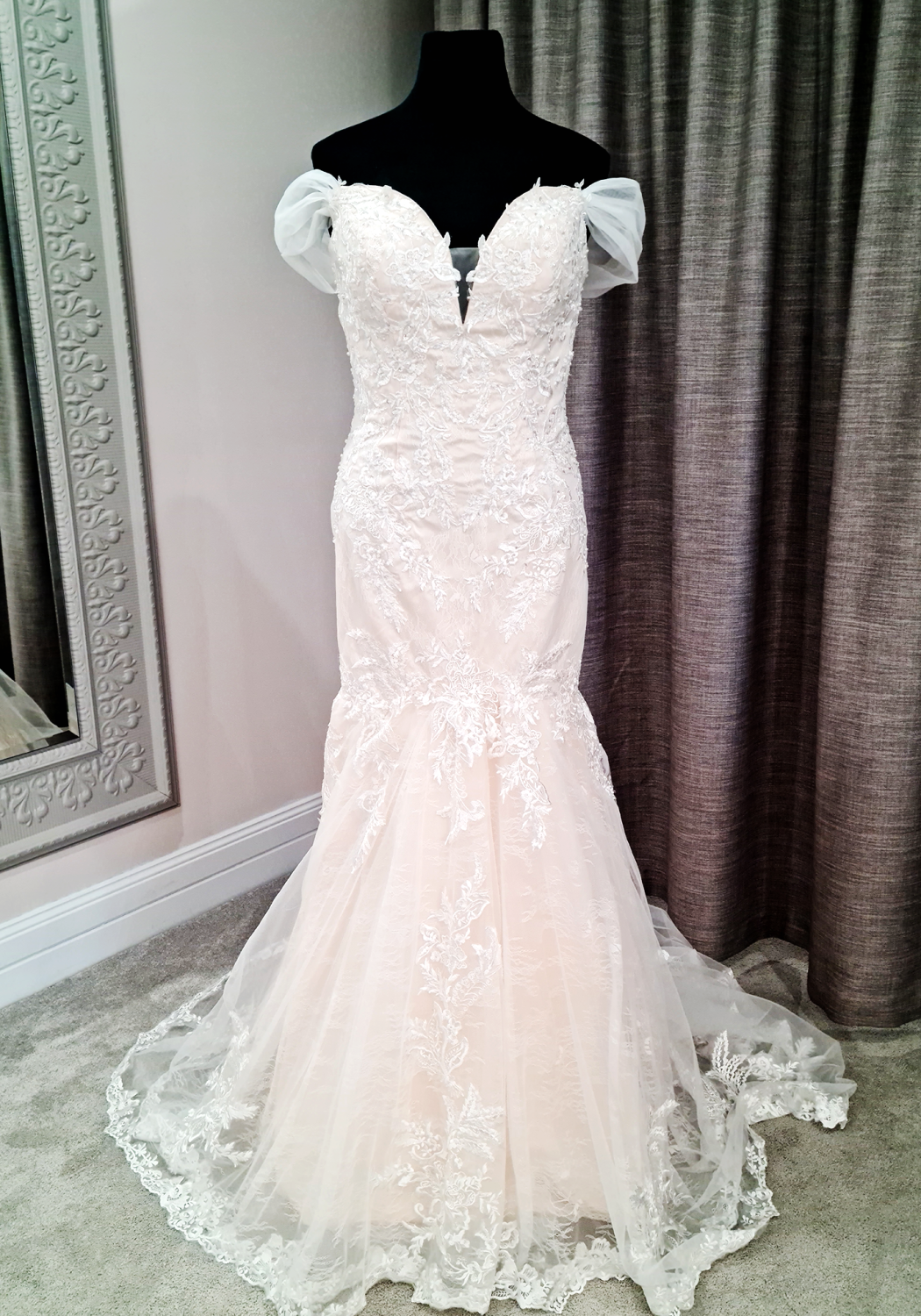 Mermaid style, champagne colour wedding dress with sweetheart neckline, scalloped lace train, strapless or tulle arm drape